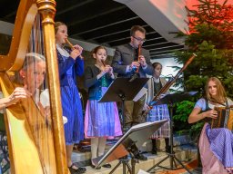 cityfoto_download_trachten_advent_leonding_059